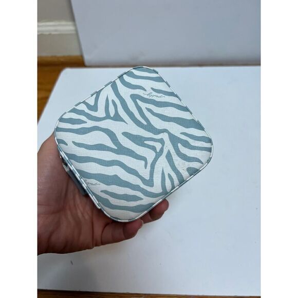 Milly Travel Jewelry Case Box 4" - Picture 4 of 7